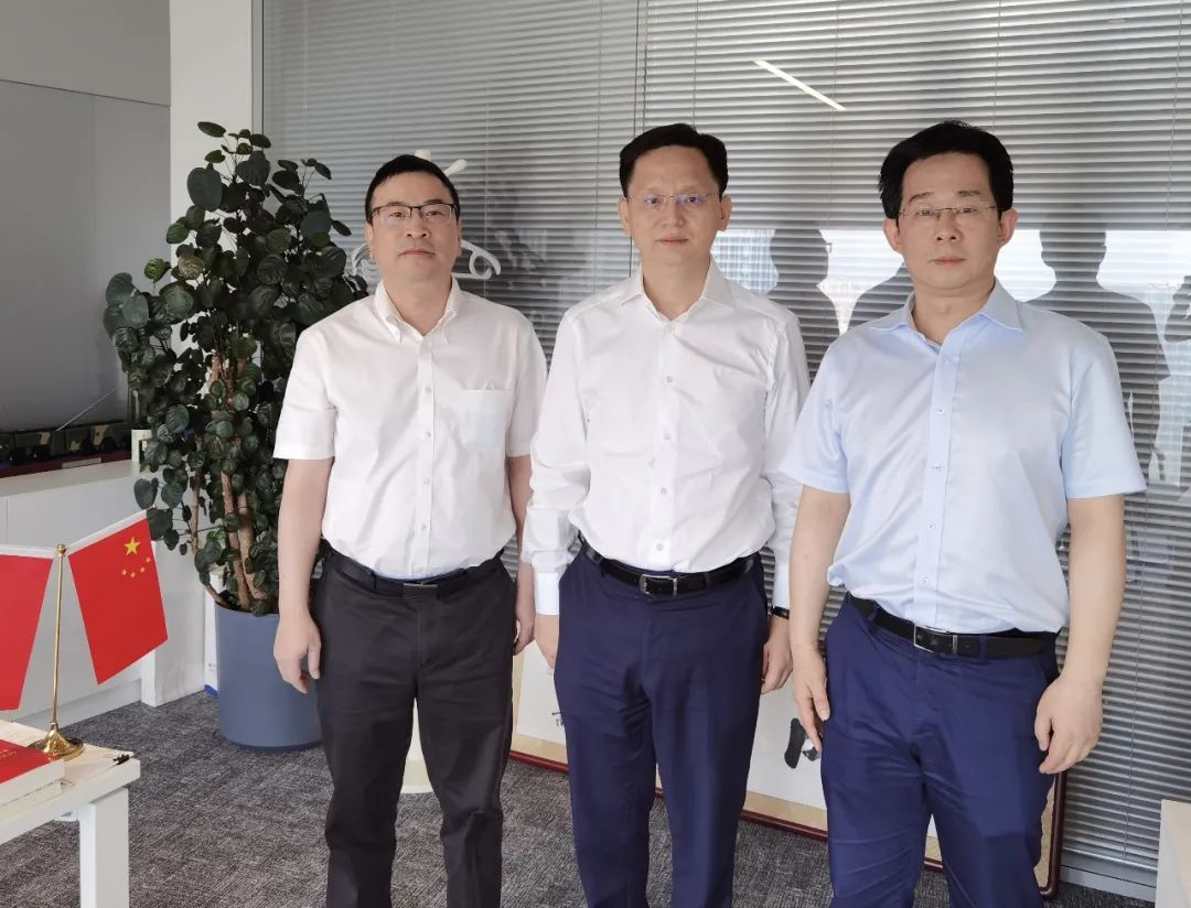推進(jìn)網(wǎng)絡(luò)整合及廣電5G建設(shè)，福建廣電網(wǎng)絡(luò)相關(guān)領(lǐng)導(dǎo)赴中國廣電集團(tuán)匯報交流工作