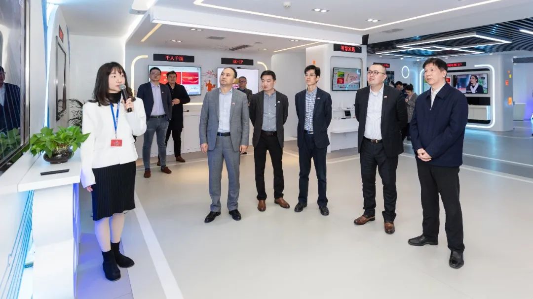 東方有線到訪福建廣電網(wǎng)絡(luò)集團(tuán)，圍繞廣電5G應(yīng)用服務(wù)等方向展開交流